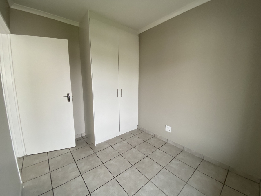 To Let 2 Bedroom Property for Rent in Klein Drakenstein Western Cape